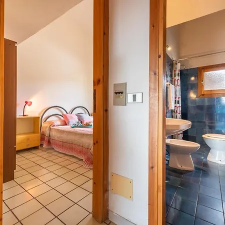 Nyaraló House And Apt. In Pittulongu 23061 Olbia