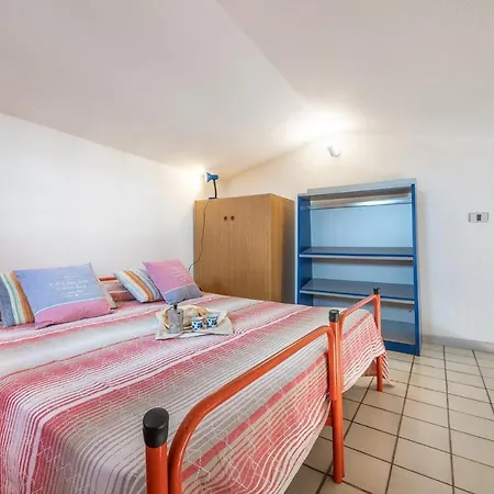 House And Apt. In Pittulongu 23061 Nyaraló Olbia