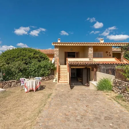 Nyaraló House And Apt. In Pittulongu 23061 Olbia